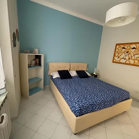 Nives Cosy In The Center With Terrace And Ac Daire